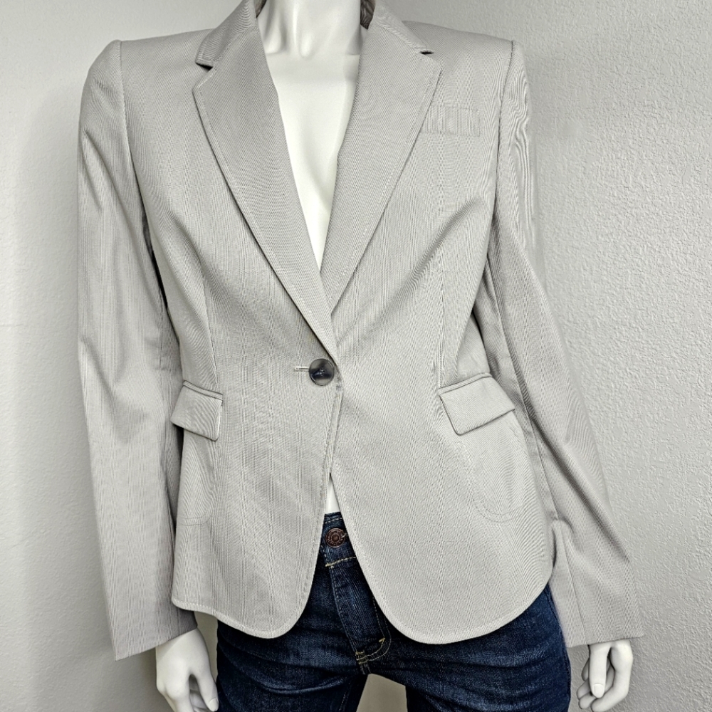 Cremieux Nita blazer in island escape SZ 10